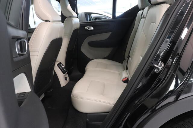 Volvo XC40 1.5 T5 Recharge Inscription | Camera | Leder | Climate controle | AppleCarplay AndroidAuto | Navigatie |