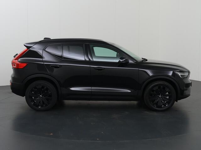 Volvo XC40 Recharge Core 70 kWh | Achteruitrijcamera | DAB | Apple Carplay/Android Auto | Navigatie | Cruise control |