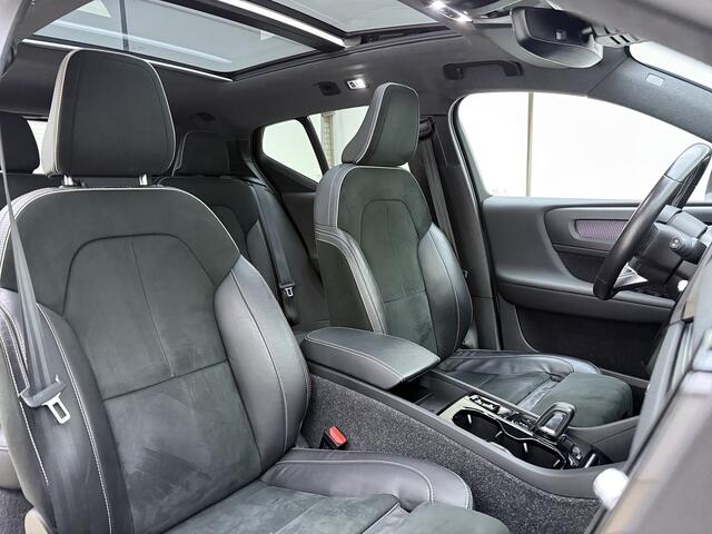 Volvo XC40 T4 211pk R-Design / Full-LED / Elektr. Stoelen / Panoramadak / 360 camera / Harman&Kardon Audio / 19'' / Getint glas / Keyless / Trekhaak / Stoel + Stuurw. Verwarming / Achterb. Verwarming / ACC / BLIS /