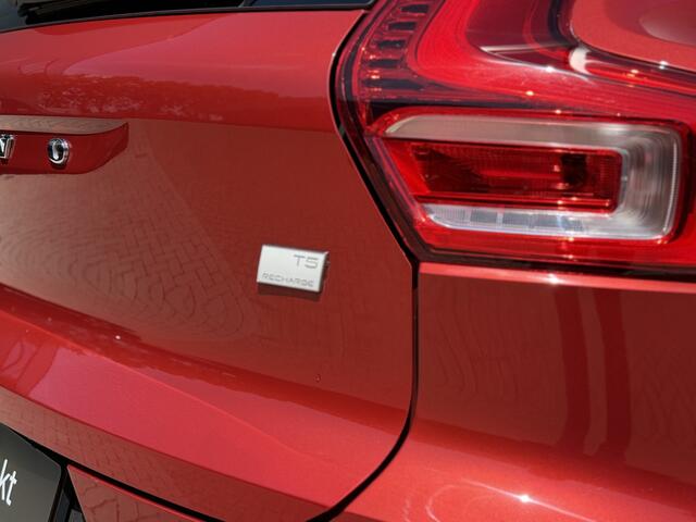 Volvo XC40 1.5 T5 Recharge Inscription Expression Panoramadak | Harman Kardon Audio | Camera | Getint glas