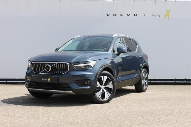 Volvo XC40 T5 262PK Automaat Recharge Business Pro Blis / Panoramisch schuif-kaneldak / Adaptieve Cruise Control / Parkeersensoren voor en achter met parkeercamera /Cross traffic alert