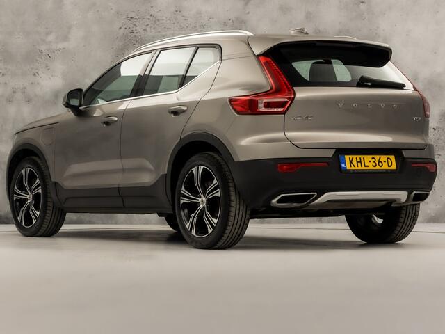 Volvo XC40 1.5 T5 Twin Engine Inscription 252Pk Automaat (PANORAMADAK, APPLE CARPLAY, MEMORY SEATS, STOELVERWARMING, CAMERA, SPORTSTOELEN, KEYLESS, ELEK ACHTERKLEP, NIEUWSTAAT)