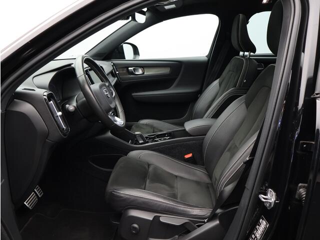Volvo XC40 T5 262PK Plug in Hybrid R-Design / Trekhaak / Panoramadak / 360 Camera / Harman Kardon / BLIS / Adaptive Cruise / Keyless / All-Season /