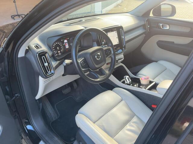 Volvo XC40 1.5 T5 Twin Engine Inscription Airco ACC Cr-Control CarPlay Panoramadak