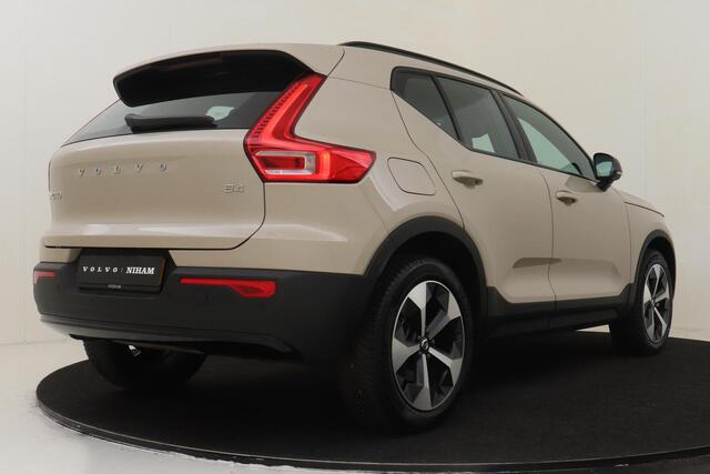 Volvo XC40 B4 (M-HYBRID) PLUS DARK -HARMAN/KARDON|CAMERA|ADAP.CRUISE|VERW.VOORRUIT|TREKHAAK|19"