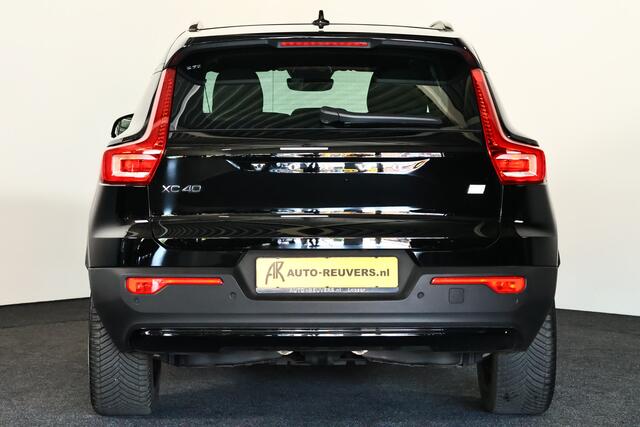 Volvo XC40 Recharge Plus 70 kWh Navi / Pilot Assist / ACC / Camera