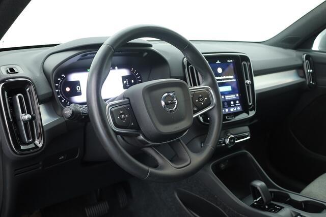 Volvo XC40 2.0 B3 Essential | Apple CarPlay & Android Auto | Cruise | PDC V+A | Stoel-Stuurverw. | Camera | 19"
