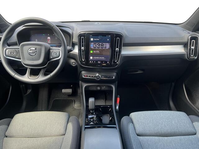 Volvo XC40 B4 Plus Dark | Harman Kardon | Elektrische stoelen met memory | Stoel & Stuurverwarming | Voorruitverwarming |