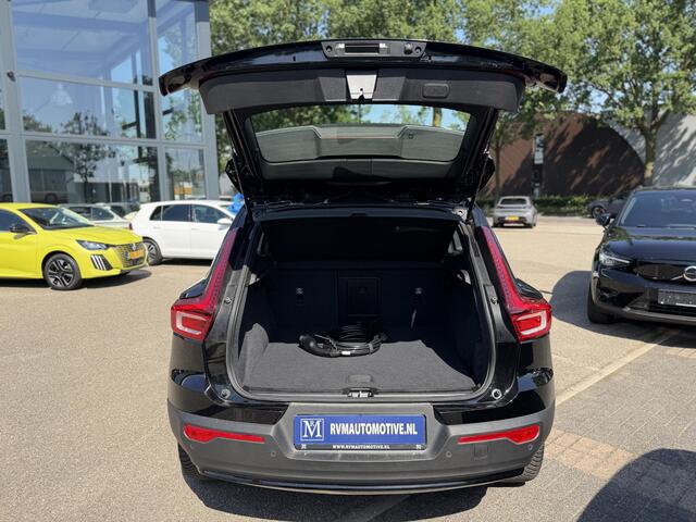 Volvo XC40 Recharge Core 70 kWh SOH 94% VAN: 32.900,- VOOR: 30.877,- UW WKVOORDEEL: 2.023,-