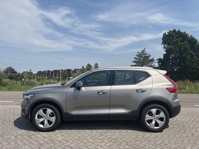 Volvo XC40 1.5 T2 Business Pro | Apple Carplay/Android | 2-zone Electronic Climate | Led | Navi
