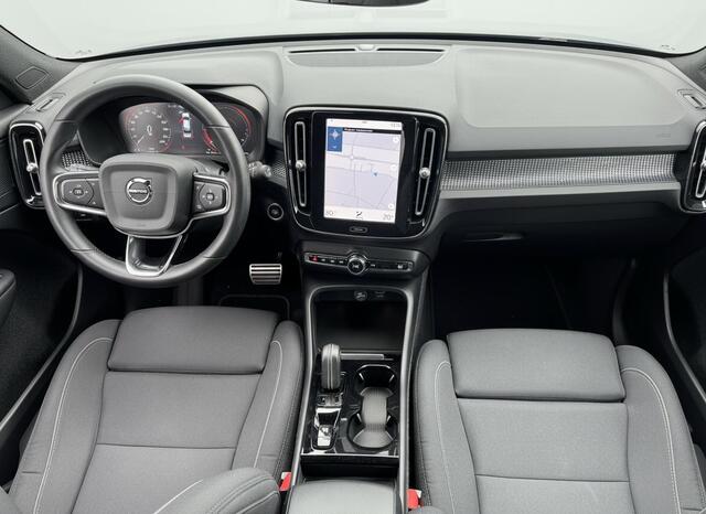 Volvo XC40 1.5 T4 Recharge Inscription Expression | Trekhaak! | Rijklaar geleverd incl 12 maanden BOVAG garantie! |