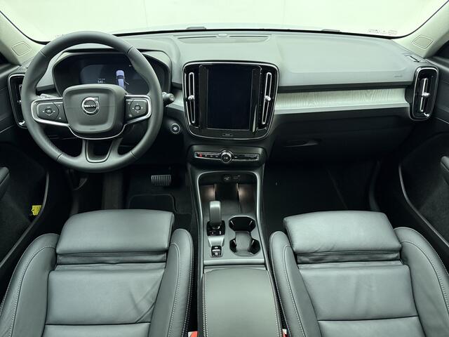 Volvo XC40 B3 177pk Automaat Core / Leder / Stoel + Stuurw. Verwarming / Noodreservewiel / Keyless / Elektr. Achterklep / 18'' + All Season Banden / Draadl. Telefoonlader / PDC + Camera /