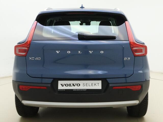 Volvo XC40 B3 177pk Automaat Core / Leder / Stoel + Stuurw. Verwarming / Noodreservewiel / Keyless / Elektr. Achterklep / 18'' + All Season Banden / Draadl. Telefoonlader / PDC + Camera /