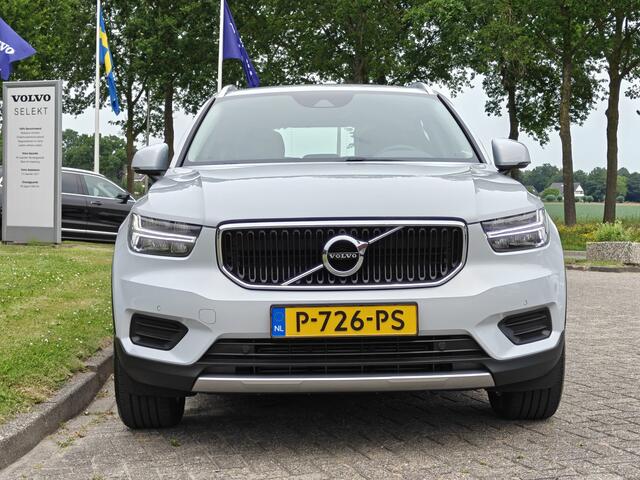 Volvo XC40 T2 130PK Momentum Business | BLIS | Camera Achter | PDC V+A | Carplay | Adapt. Cruise
