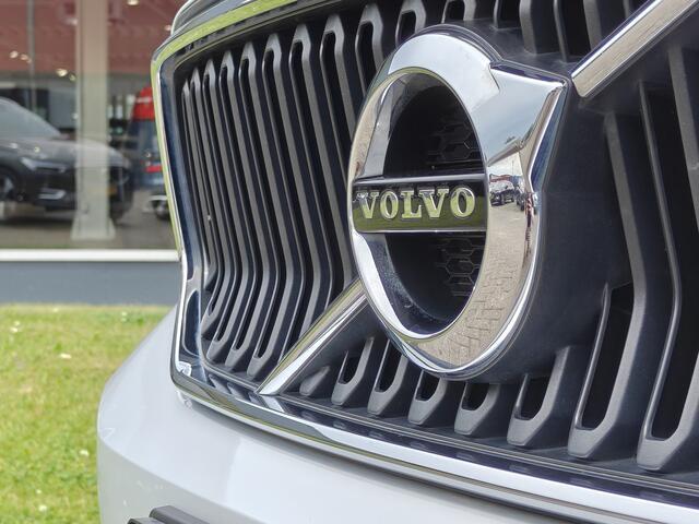 Volvo XC40 T2 130PK Momentum Business | BLIS | Camera Achter | PDC V+A | Carplay | Adapt. Cruise