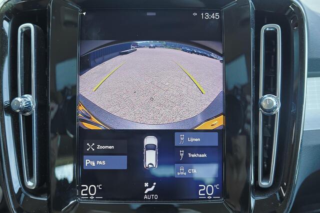 Volvo XC40 T3 Business Pro - IntelliSafe Assist & Surround - Parkeercamera achter - Parkeersensoren voor & achter - Volvo On Call - Inklapbare trekhaak - 18' LMV