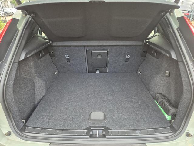 Volvo XC40 1.5 T4 Plug-in hybrid Core Bright Camera/Carplay/Keyless etc.