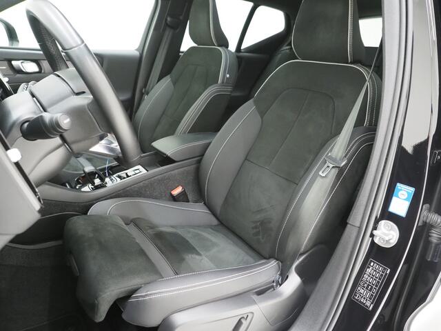 Volvo XC40 1.5 T5 Plug-in hybrid Ultimate Dark | Panoramadak | Trekhaak | Pilot Assist | Harman/Kardon | 360 | Memory | Keyless