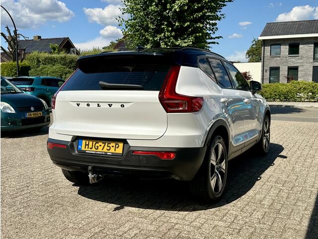 Volvo XC40 1.5 T5 Recharge Plug-in Hybrid R-Design Trekhaak Pano Keyless Na