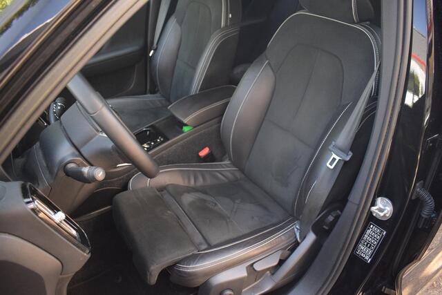 Volvo XC40 1.5 T4 PHEV R-Design met CAMERA|NAVIGATIE|CARPLAY