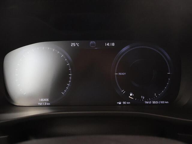 Volvo XC40 1.5 T5 Recharge Inscription Expression | Trekhaak Elektr. | Stoelverwarming | Cruise Control Adaptief | Stoel voor links electr. verstelbaar (met Memory) | Navigatie |