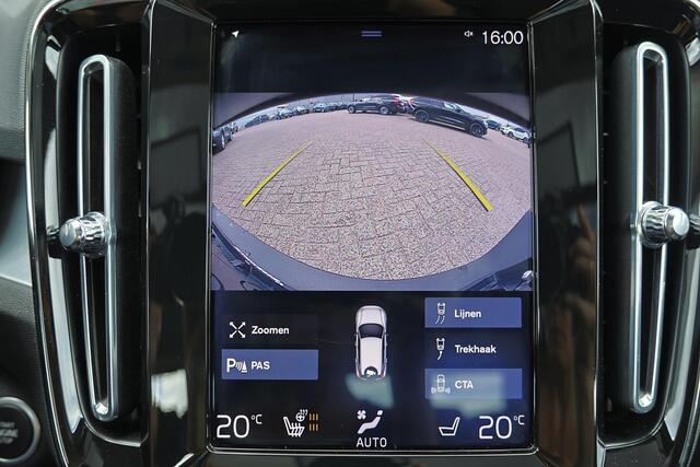 Volvo XC40 T2 Business Pro - Panorama/schuifdak - IntelliSafe Assist & Surround - Parkeercamera achter - Verwarmde voorstoelen & stuur - Parkeersensoren voor & achter - 19' LMV