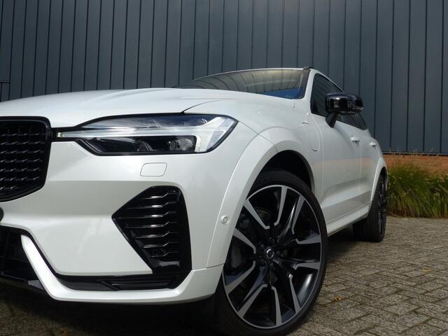 Volvo XC60 Recharge T6 AWD Ultimate Dark | Longe Range | 22'' LM velgen |