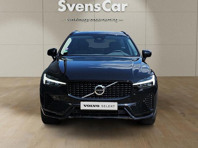 Volvo XC60 2.0 T6 Plug-in hybrid AWD Plus Dark | Trekhaak | 360 graden camera | Panoramadak | Lederen bekleding |