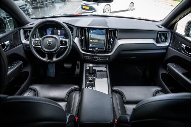 Volvo XC60 2.0 T8 Plug-in hybrid AWD R-Design ** Panodak ** Ventilatie ** Harman/Kardon