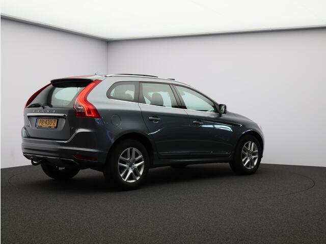 Volvo XC60 T5 FWD Polar+ / Trekhaak / Panoramadak / Elek. verstelbare stoelen / Stoel+ voorruitverwarming / Cruise Control / Zwart Leder / Achteruitrijcamera