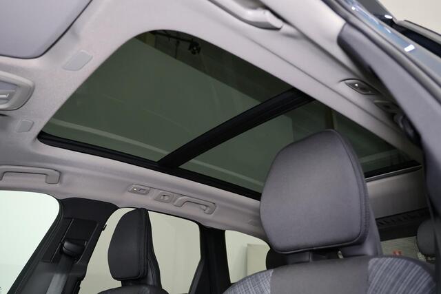 Volvo XC60 T6 Recharge AWD Core Bright - LONG RANGE - Panorama/schuifdak - IntelliSafe Assist & Surround - Adaptieve LED koplampen - Parkeercamera achter - Verwarmde voorstoelen, stuur & achterbank - Parkeersensoren voor & achter - Draadloze tel. lader - Extra getin