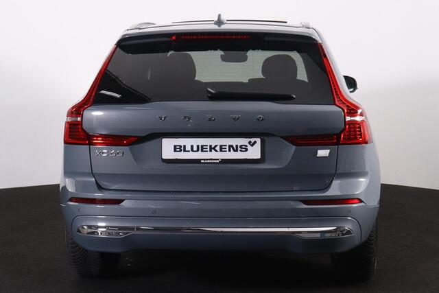 Volvo XC60 T6 Recharge AWD Core Bright - LONG RANGE - Panorama/schuifdak - IntelliSafe Assist & Surround - Adaptieve LED koplampen - Parkeercamera achter - Verwarmde voorstoelen, stuur & achterbank - Parkeersensoren voor & achter - Draadloze tel. lader - Extra getin