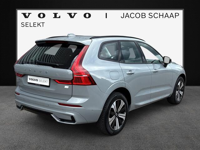 Volvo XC60 T6 Plug-in hybrid AWD Plus Dark / Rondomzichtcamera / Trekhaak / Panorama dak / Dodehoekdetectie /