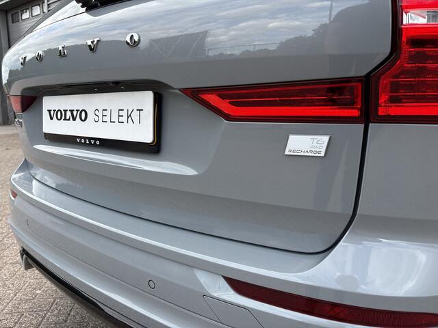 Volvo XC60 T6 Plug-in hybrid AWD Plus Dark / Rondomzichtcamera / Trekhaak / Panorama dak / Dodehoekdetectie /
