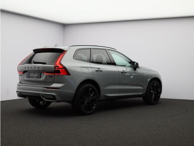 Volvo XC60 2.0 T6 Plug-in hybrid AWD Plus Black Edition / Panoramadak / Harman kardon / Elektrische Stoelen / Stoel+Stuurverwarming / Adaptive Cruise / BLIS / Getint Glas /