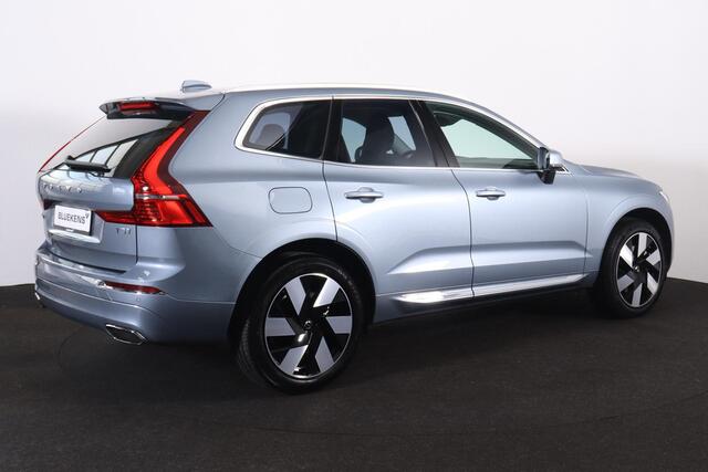 Volvo XC60 2.0 T5 Inscription - IntelliSafe Assist & Surround - Parkeercamera achter - Verwarmde voorstoelen, stuur & achterbank - Parkeersensoren voor & achter - Elektr. bedienb. bestuurdersstoel met geheugen - Standkachel - Extra getint glas - Elektr. inklapbare t