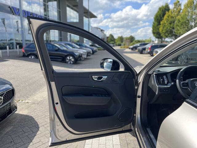 Volvo XC60 T6 Plug-in hybrid AWD Ultra Dark | Harman/Kardon | Trekhaak | 360 Camera | Memoryseats |