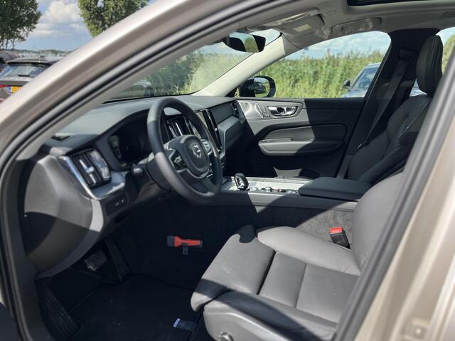 Volvo XC60 T6 Plug-in hybrid AWD Ultra Dark | Harman/Kardon | Trekhaak | 360 Camera | Memoryseats |