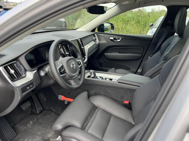 Volvo XC60 T6 Plug-in hybrid AWD Ultra Dark | Harman/Kardon | Memoryseats | 360 Camera | Trekhaak |