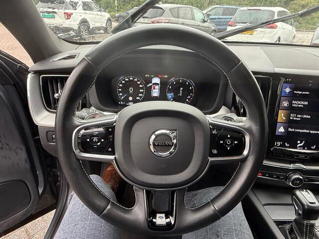 Volvo XC60 2.0 T4 Inscription 190pk | Memory Seats | Adaptieve Cruise | Open dak / Panorama dak | Lederen Bekleding