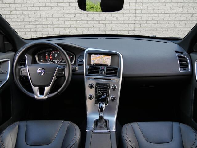 Volvo XC60 2.0 T5 POLAR+/ PANORAMADAK/ LEER/ TREKHAAK/ ELEKT. KLEP/ STANDKACHEL