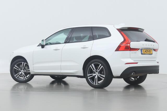 Volvo XC60 T5 AWD Momentum | BLIS | Stoelverwarming | Apple Carplay | 20 Inch | Getint Glas