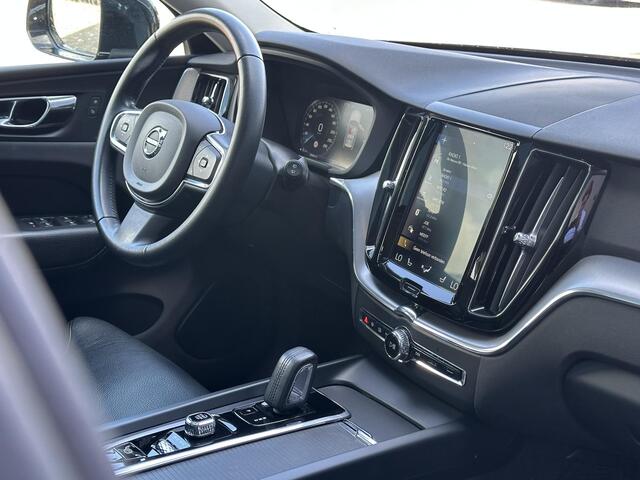 Volvo XC60 2.0 T8 Twin Engine AWD Inscription Stoel verwarming / Panorama dak / Leer / Elek. Achterklep /