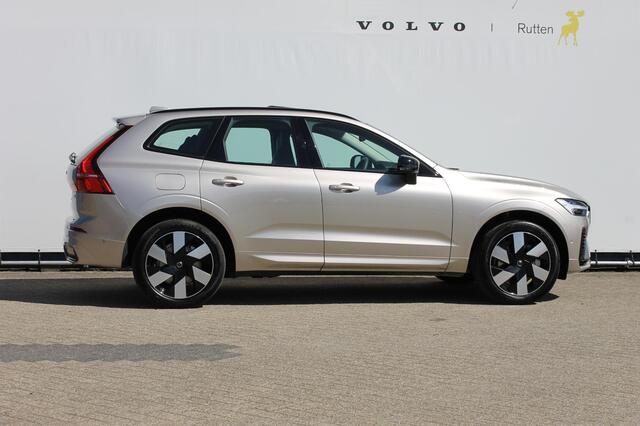 Volvo XC60 T6 350PK Autm. Plug-in hybrid AWD Ultra Dark Head-Up display / Panoramisch schuif-kanteldak / 360graden rondom zichtcamera / lederen bekleding / 20" lichtmetalen velgen