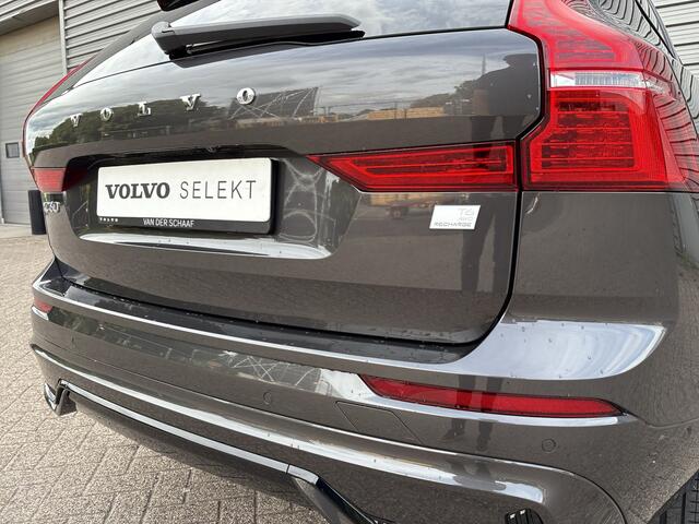 Volvo XC60 2.0 T6 Plug-in hybrid AWD Plus Dark / 360° Camera / Sport stoelen / 21" Velgen /