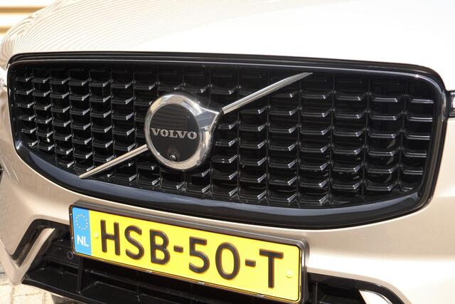 Volvo XC60 T6 Plug-in hybrid AWD Ultra Dark | Luchtvering | Trekhaak