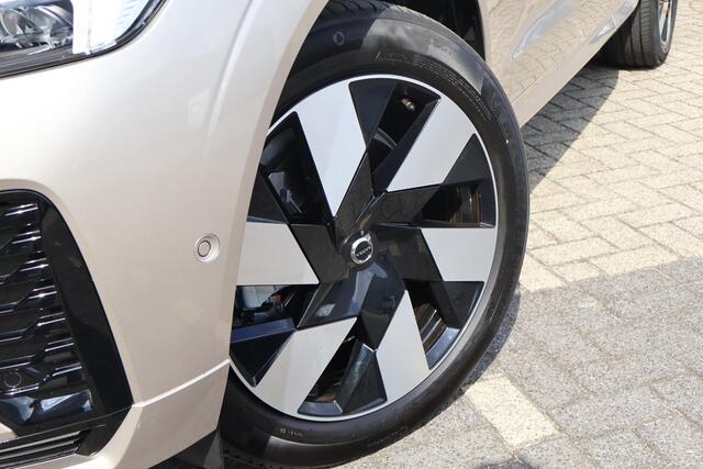 Volvo XC60 T6 Plug-in hybrid AWD Ultra Dark | Luchtvering | Trekhaak