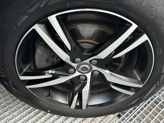 Volvo XC60 2.0 B4 R-Design Automaat, Nappa lederen bekleding met Massage & Ventilatie, 360gr. Parkeer Camera, Stoel verwarming V+A, Trekhaak semi Elektrisch, Keyless Entry. 1e eigenaar.