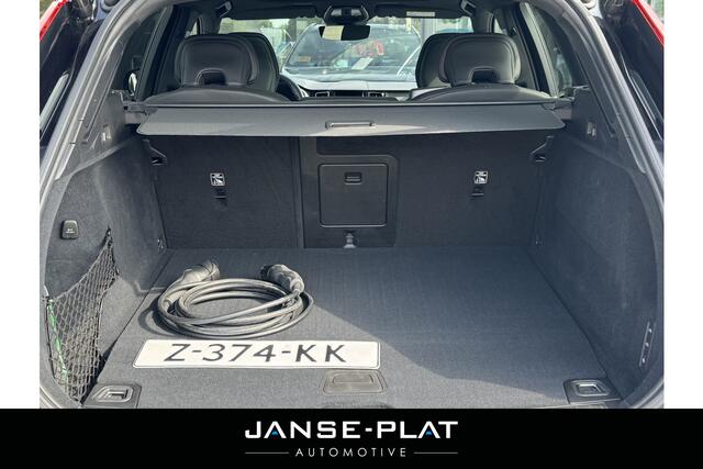 Volvo XC60 2.0 T6 AWD Plus Black Edition | Pano | Harman/Kardon | 360 Cam | Memory