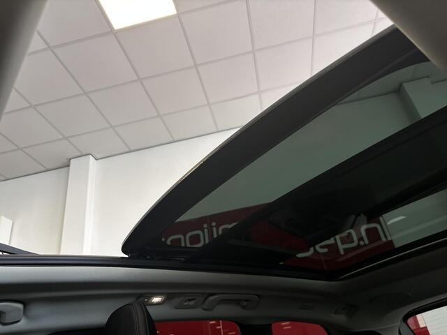 Volvo XC60 2.0 T6 Plug-in hybrid AWD Inscription 2100kg trekgewicht, + Trekhaak, Harman/kardon, Panorama schuifkanteldak